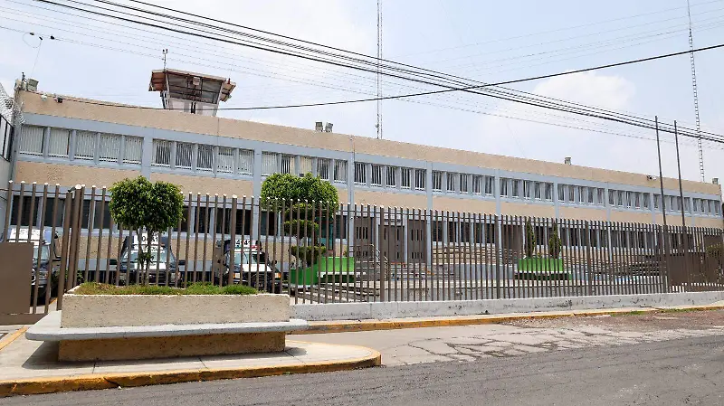 Fachada del penal de Nezahualcóyotl 